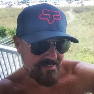 Meet your Posher, Scott